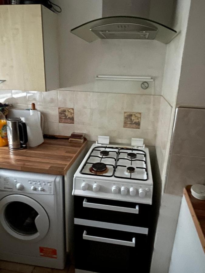 Alder En-Suites Self-Catering With Private Shower 1 Southampton Luaran gambar