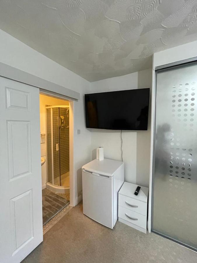 Alder En-Suites Self-Catering With Private Shower 1 Southampton Luaran gambar