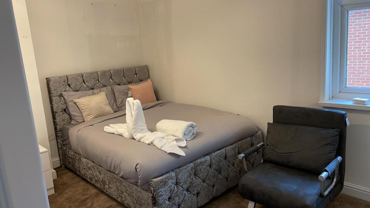 Alder En-Suites Self-Catering With Private Shower 1 Southampton Luaran gambar