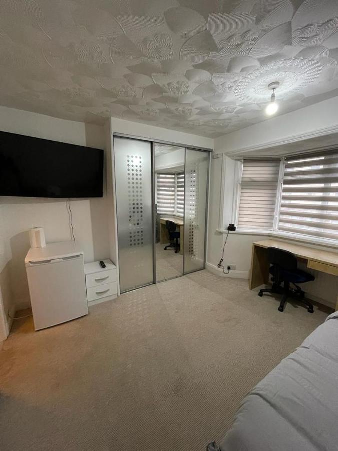Alder En-Suites Self-Catering With Private Shower 1 Southampton Luaran gambar